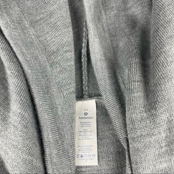 Lululemon All In A Day Hooded Poncho - Picture 5 of 5